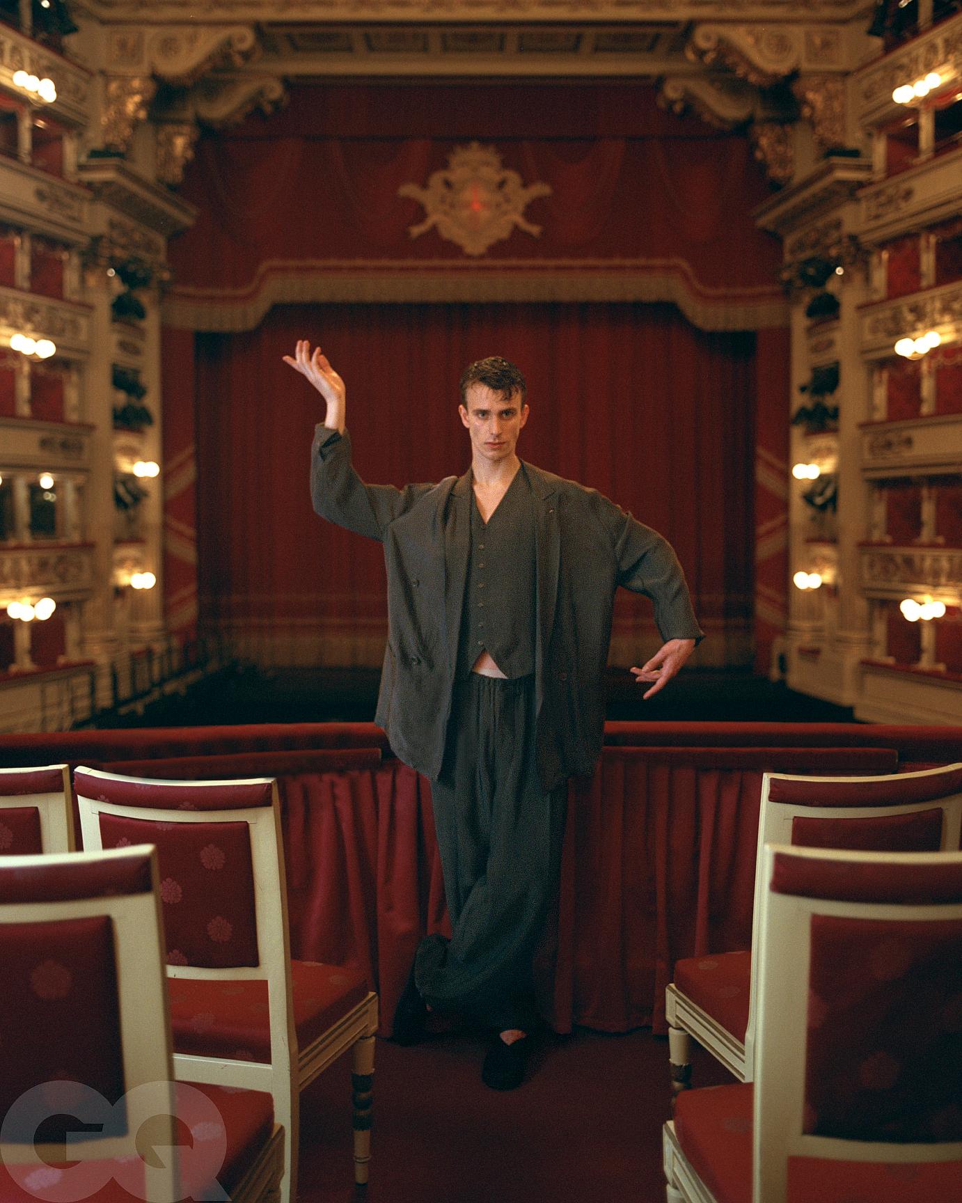 CoqCreative power by ProductionLink s.r.l. GQ-NAVRIN-TURNBULL GQ-NAVRIN-TURNBULL  GQ-NAVRIN-TURNBULL